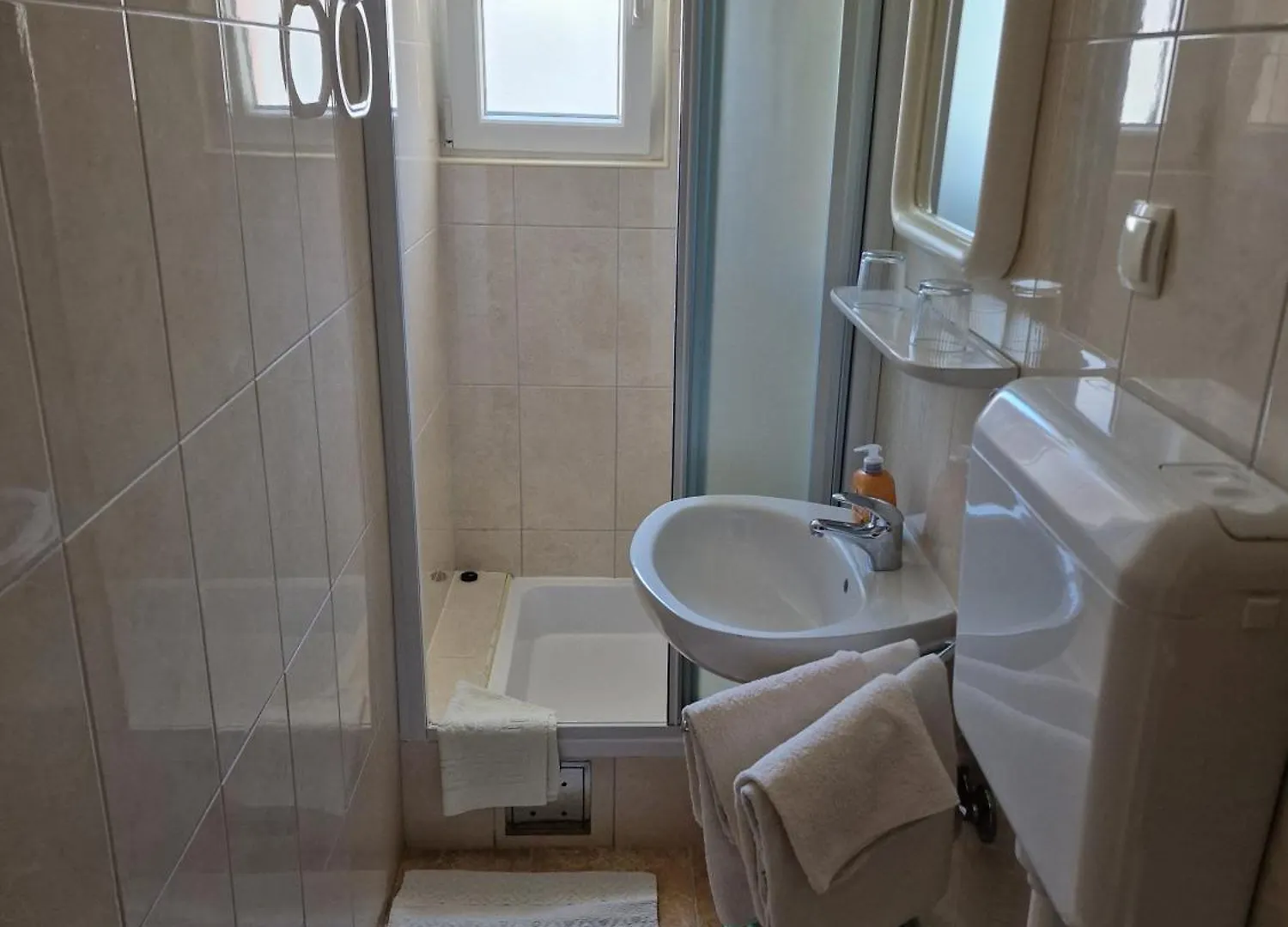 Apartment Apartmani Neda Rab Town