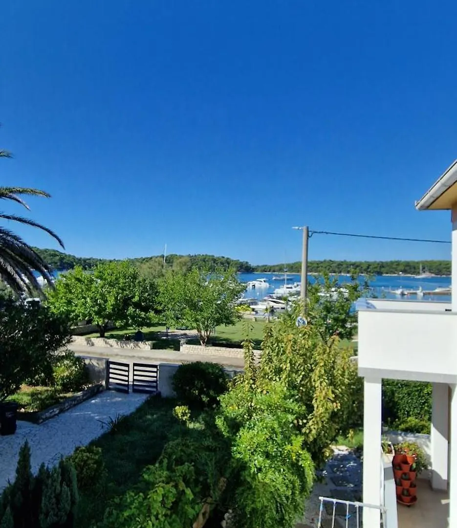 Apartmani Neda Rab Town