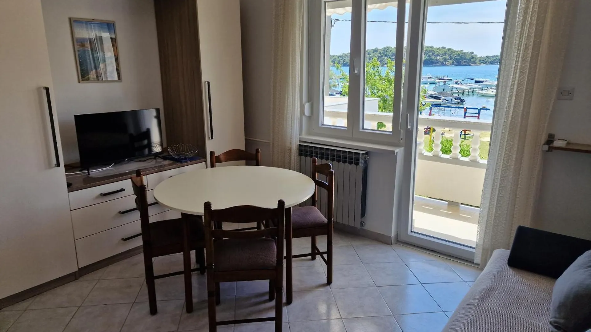 Apartmani Neda Rab Town 0*,  Croatia